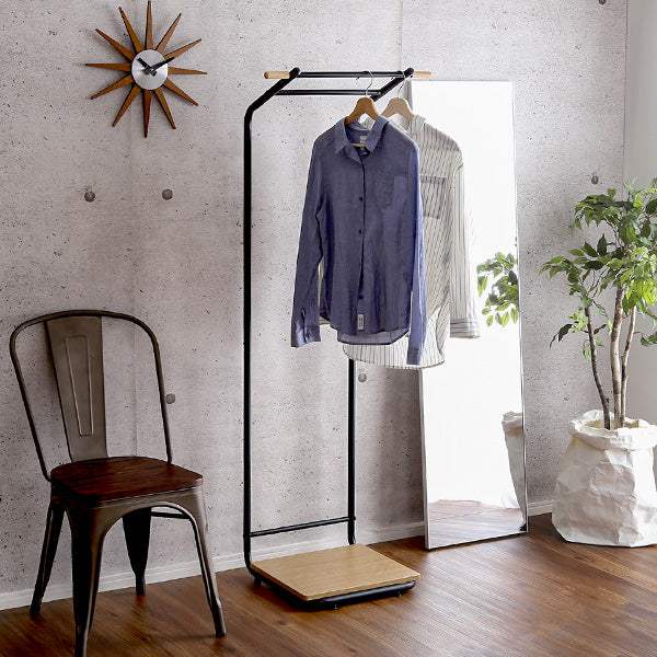 Nokie・スタイリッシュなハンガーラック スリムDタイプ【ノキエ】