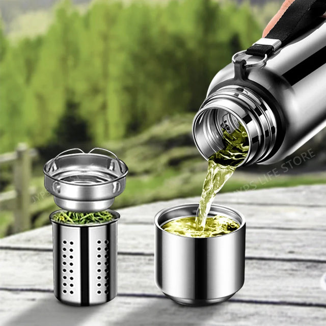 Insulated Water Bottles: Keep Your Drinks Cold (or Hot) All Day!